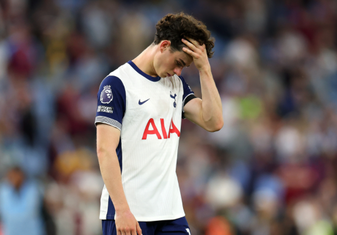 切尔西遭遇逆转，下半场表现不佳的简单介绍