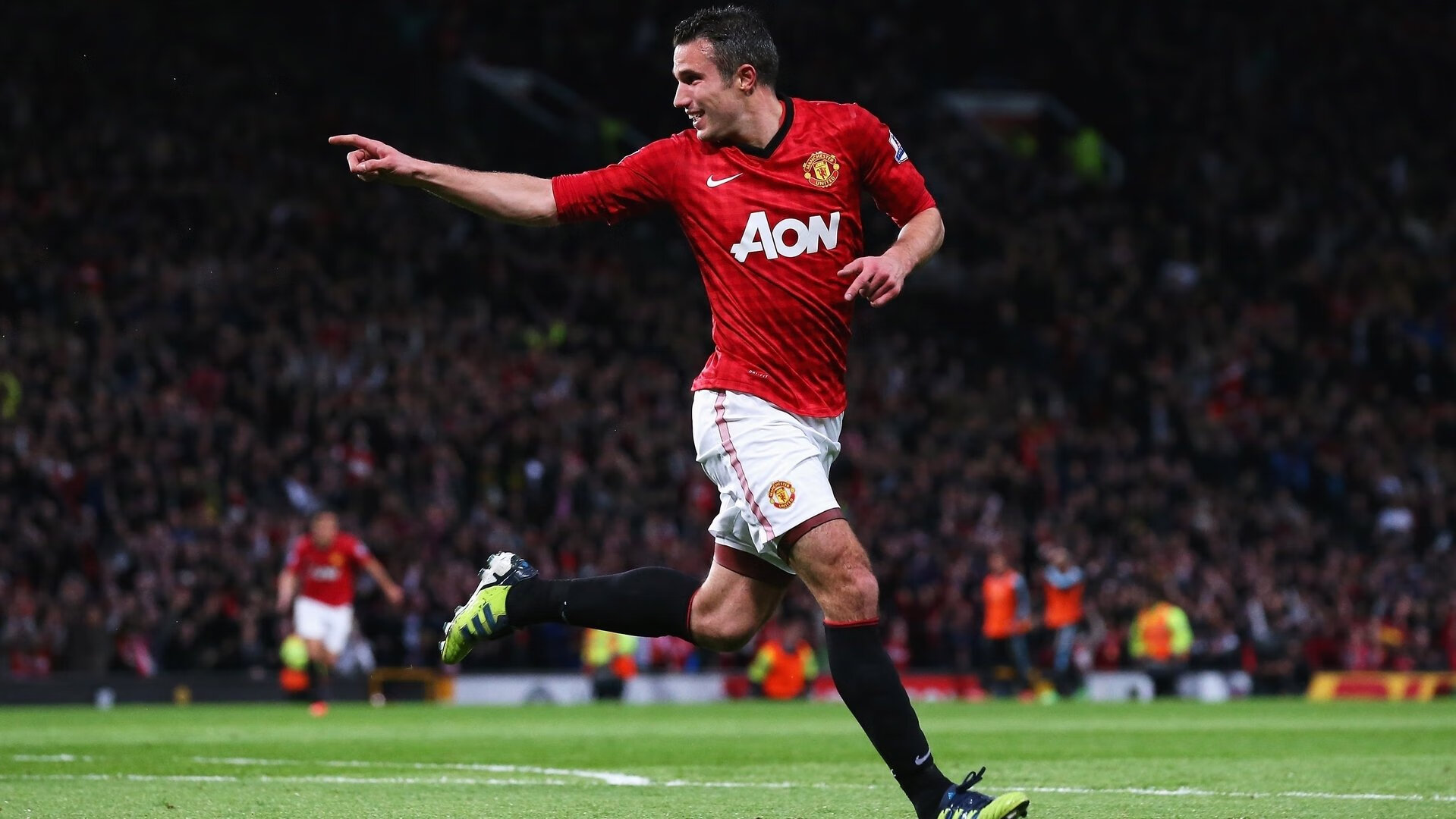 南非末节风暴席卷那不勒斯，斯通斯连珠炮式得分锁定胜局