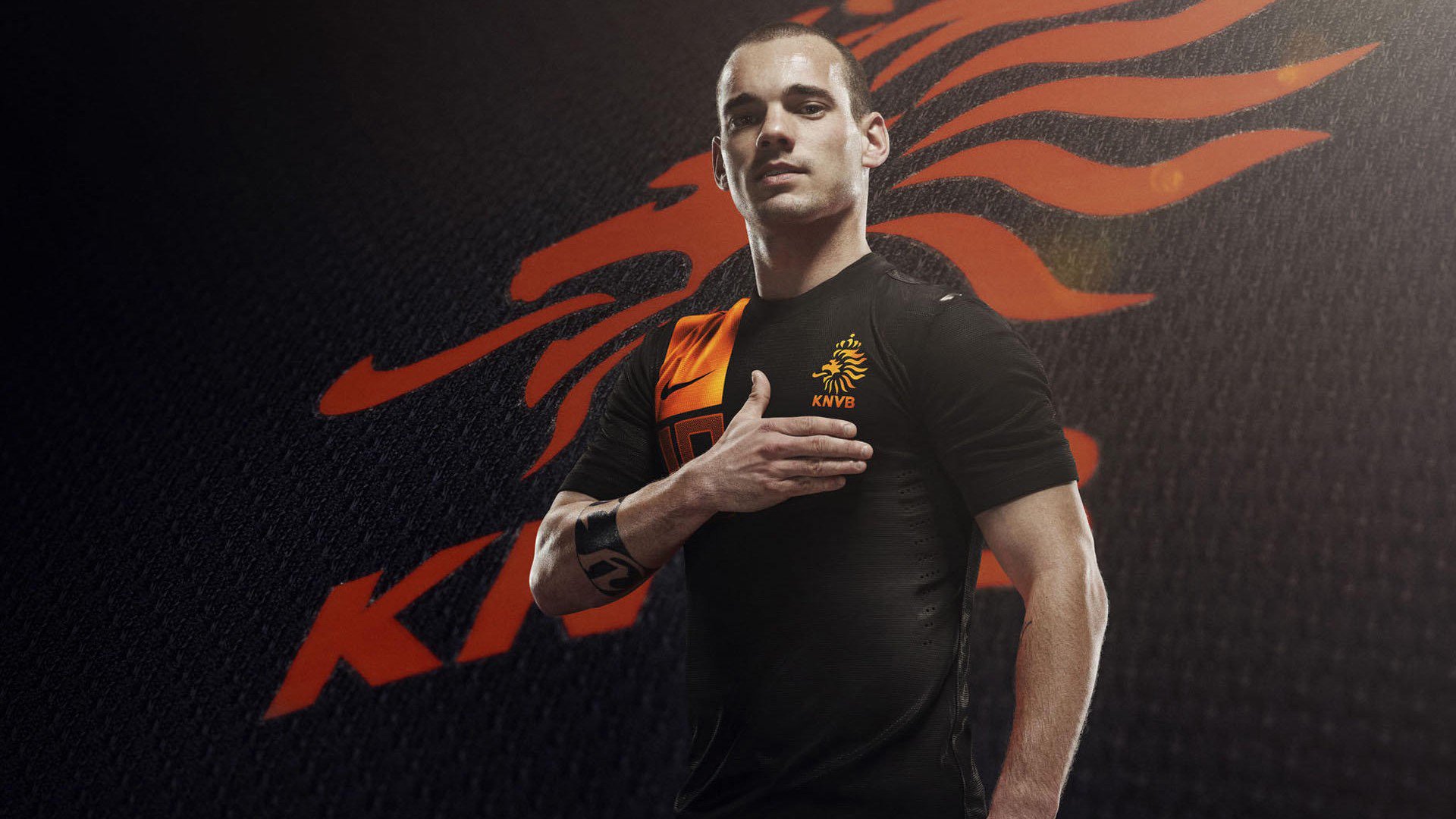 赛道上的家族对决，红牛车队轻取红牛二队，维斯塔潘刷新纪录再铸传奇