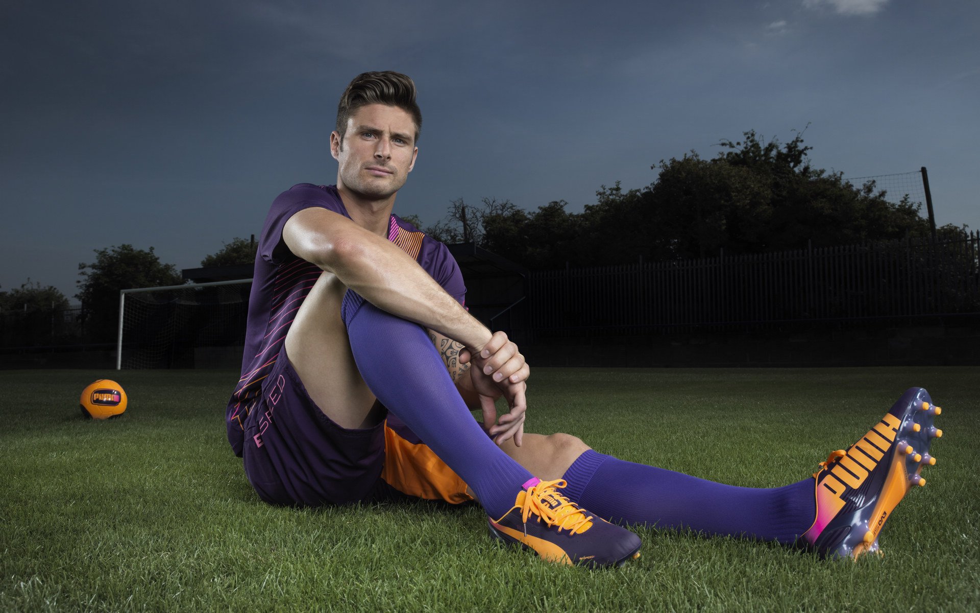 库尔图瓦一夫当关，葡萄牙之夜见证门神封王