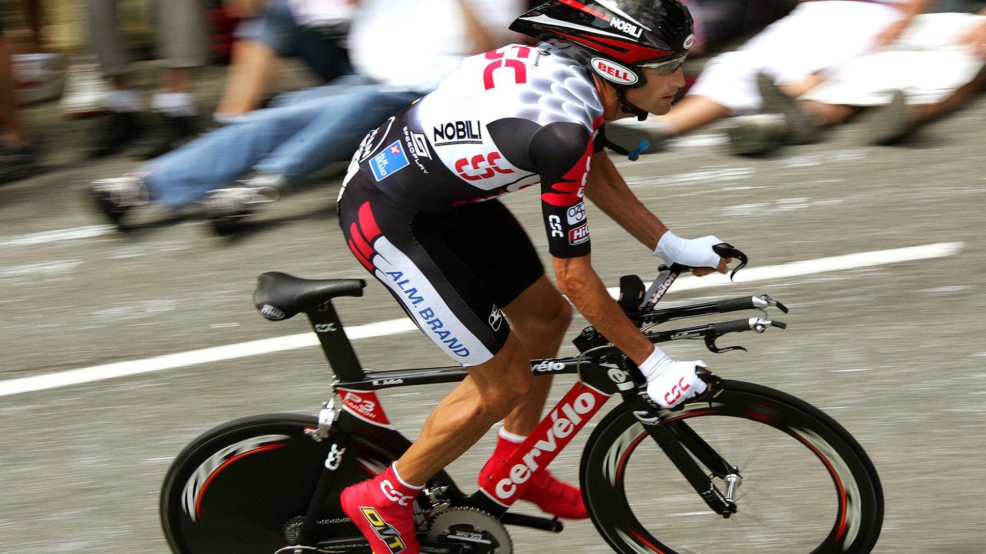 爱游戏tv-绝杀背后，德国队的战术纪律与辛杜的领袖担当